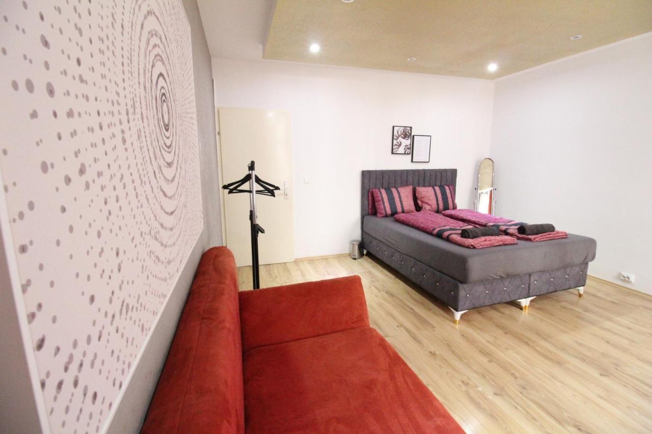 Private Triple Bedroom Rf1 Виена Екстериор снимка
